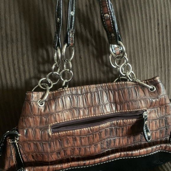 Country  Cross Handbag 👜 - Picture 2 of 3